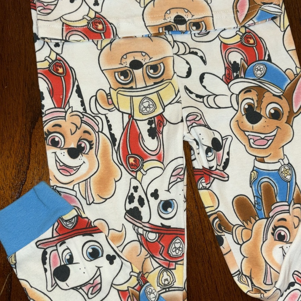 NWT Nickelodeon Paw Patrol Pajamas - Picture 3 of 4